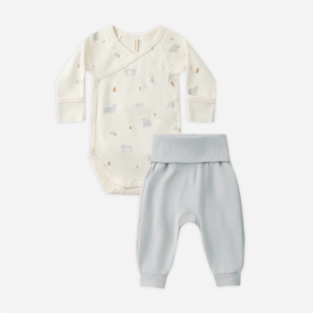 Quincy Mae Side Snap Bodysuit + Pants Polar Bears